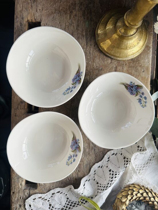 Porcelāna bļodiņa 12 cm diam. Mazā