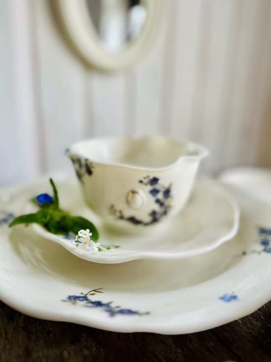 Mazā saldumu bļodiņa ar brošiņu 13*8 cm 